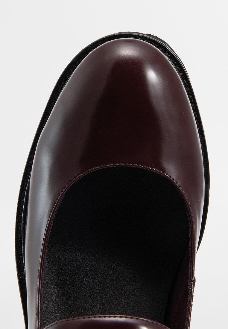 Jeffrey Campbell MARJ-HI