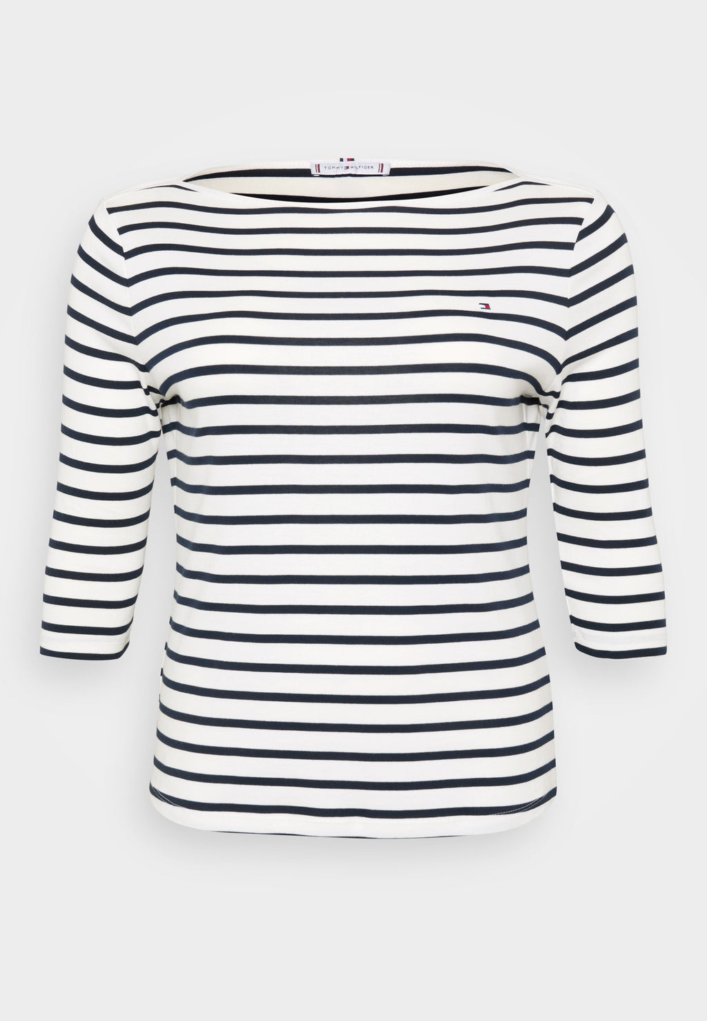 CURVE BOAT NECK THREE-QUARTER SLEEVE T-SHIRT Media 1
