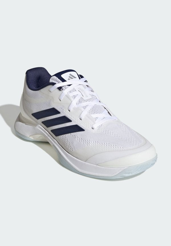 adidas Performance AVACOURT 3