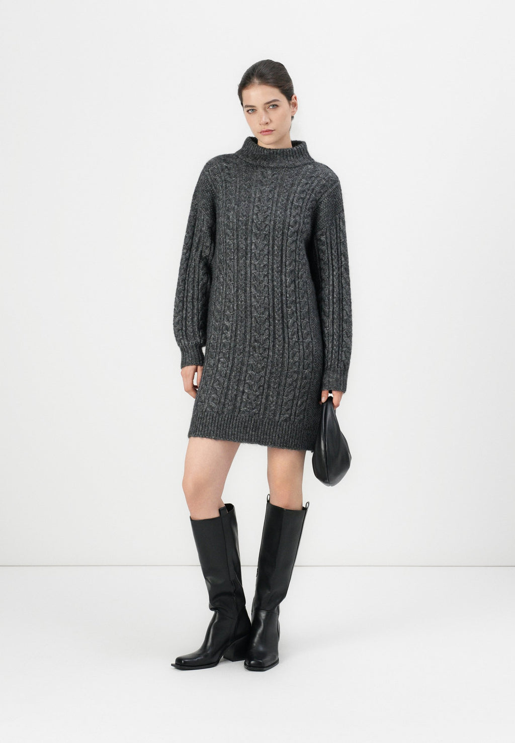 Knitted ONLIDA Short Media 2
