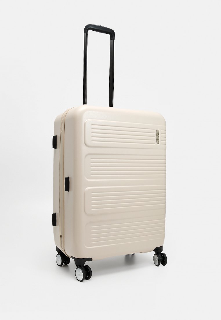 American Tourister SPINNER