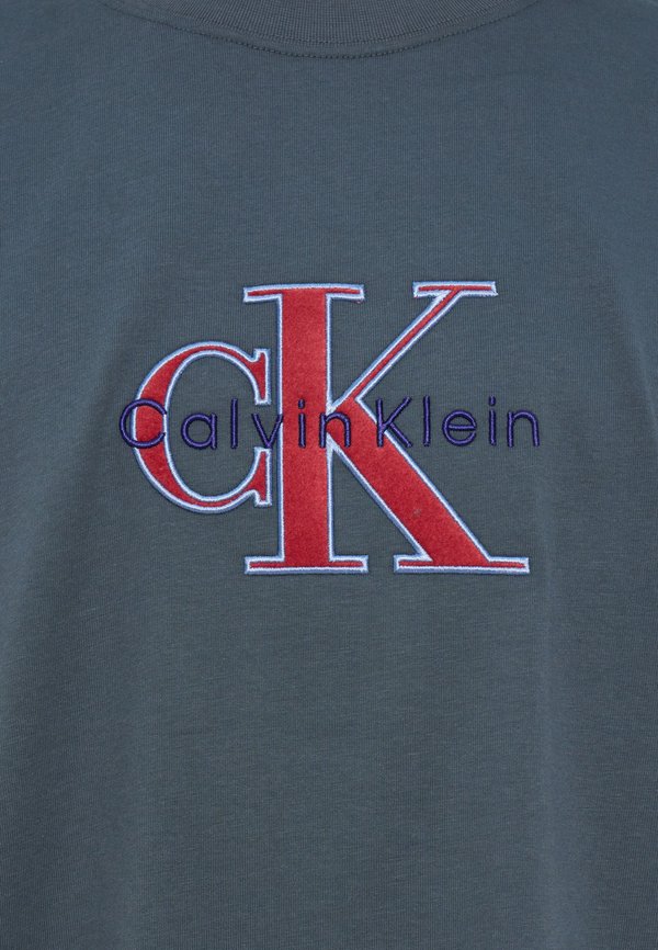 Calvin Klein Jeans