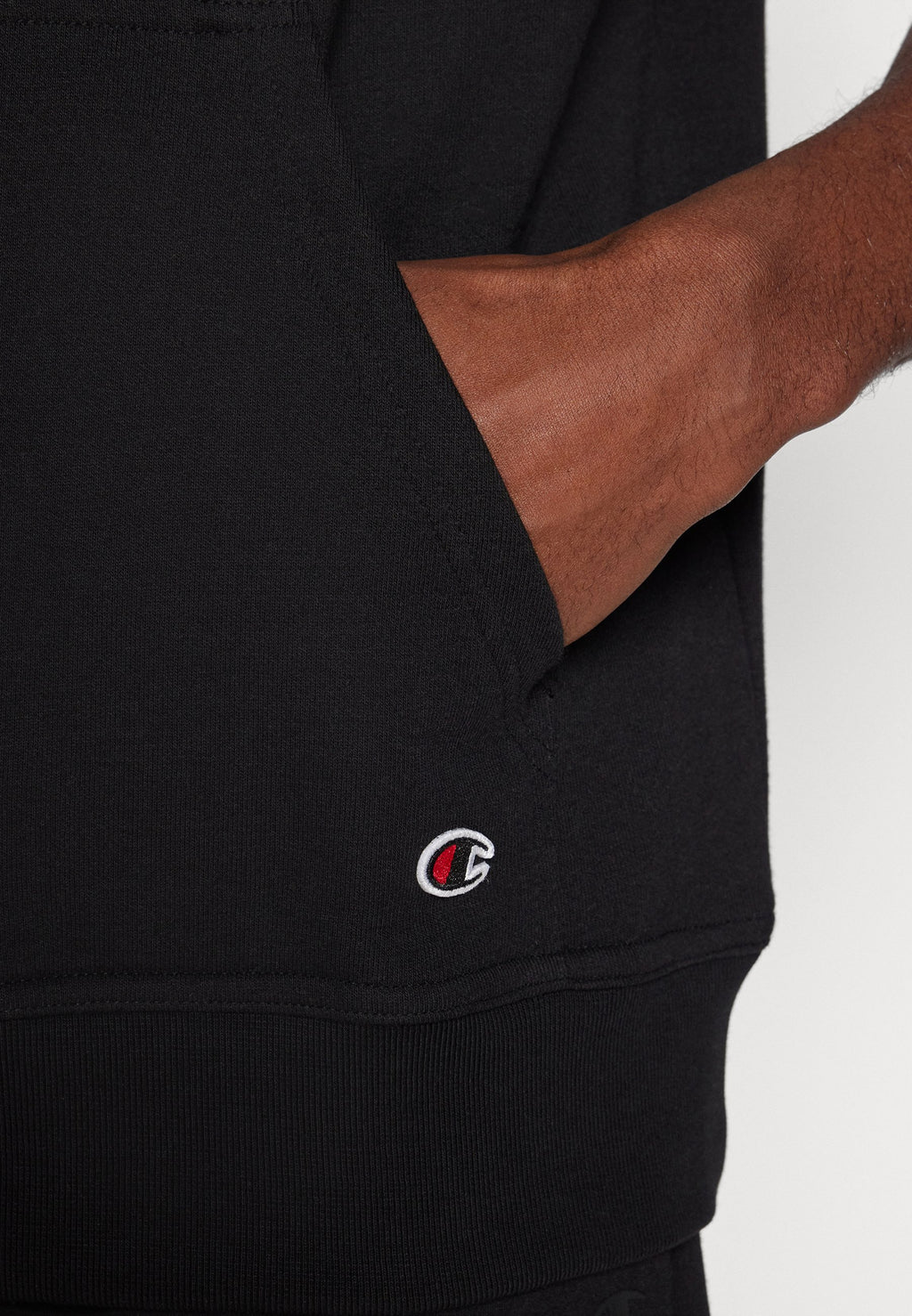 Champion ICONS SLEEVELESS HOODIE WITH CENTRAL LOGO