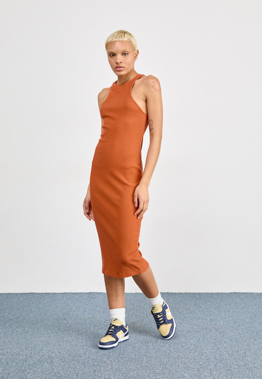 Nike Sportswear MIDI