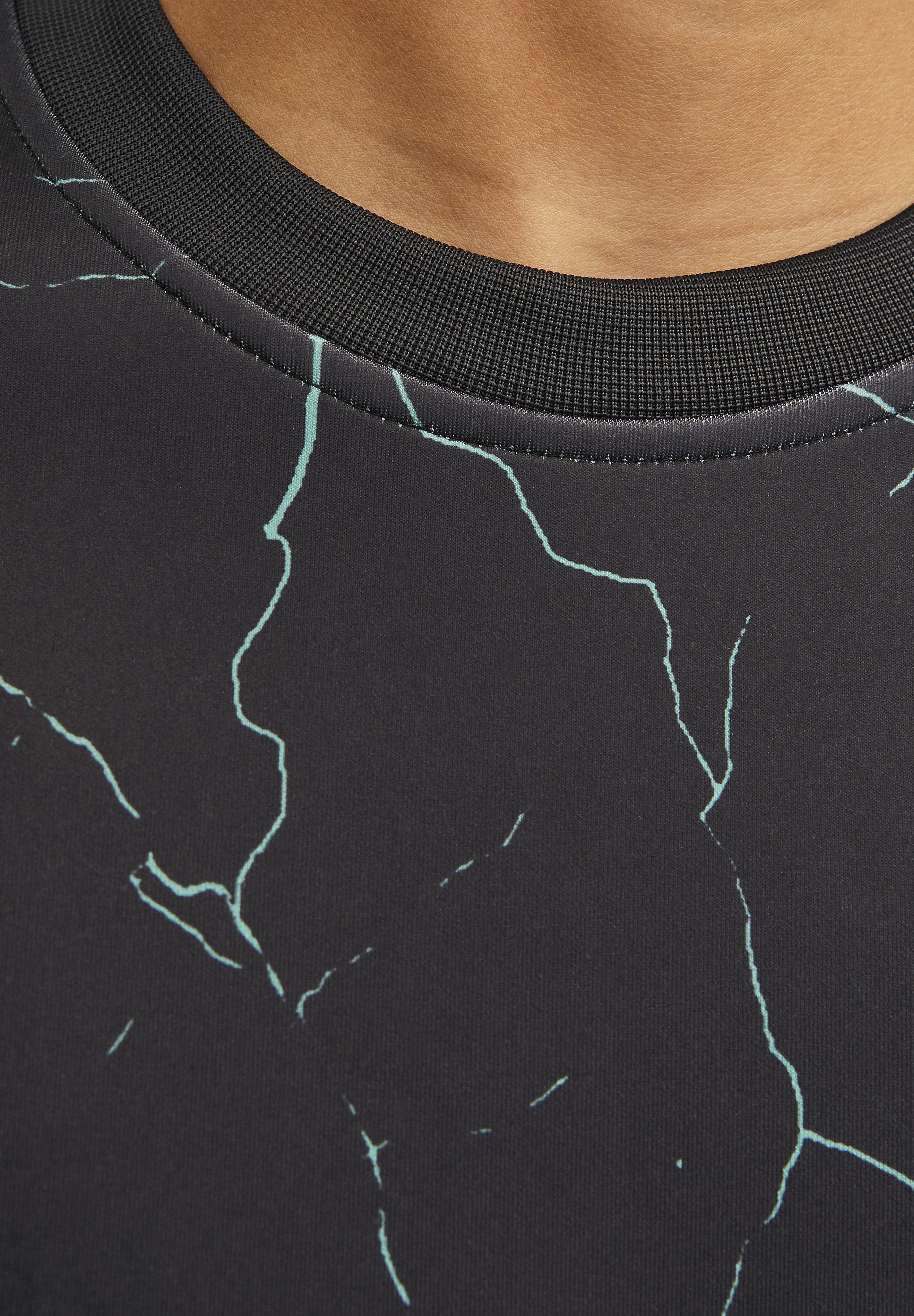 Jack & Jones Performance JJKEY SPORTY LOOSE CREW