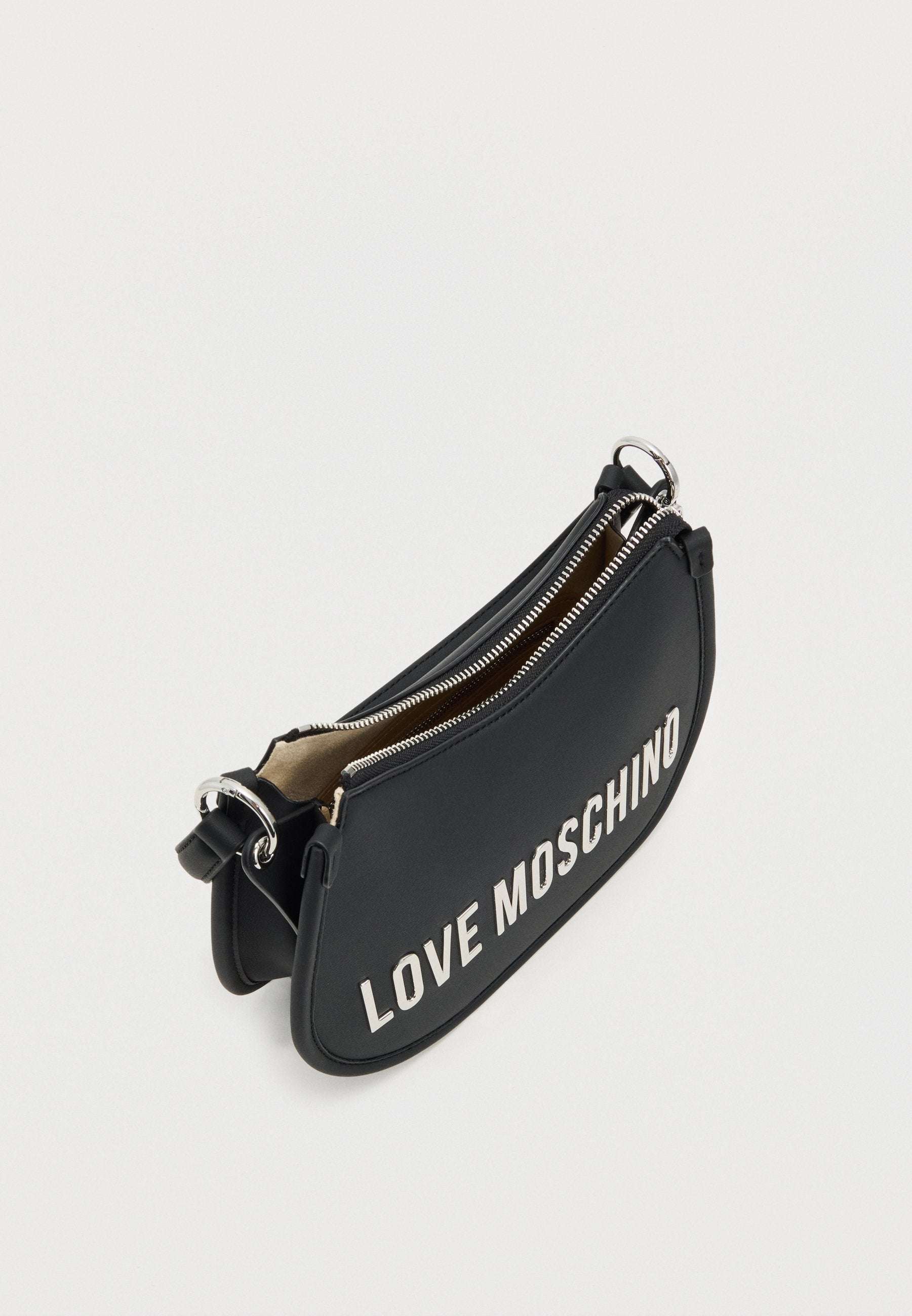 Love Moschino