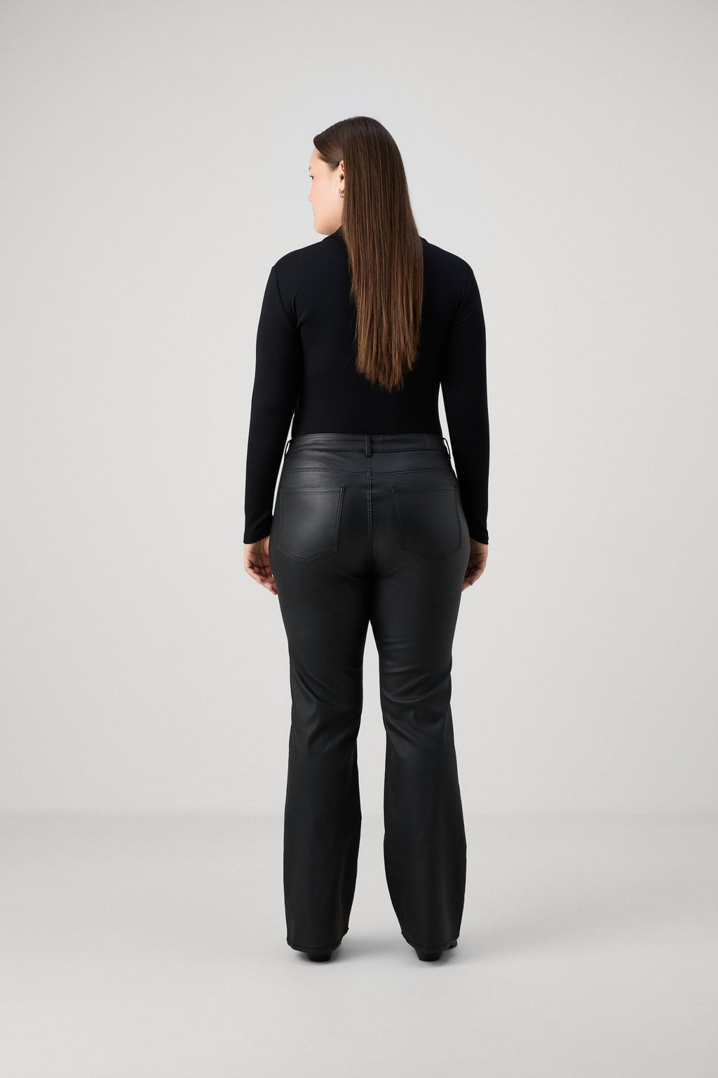 CARBLUSH Skinny Fit Media 4