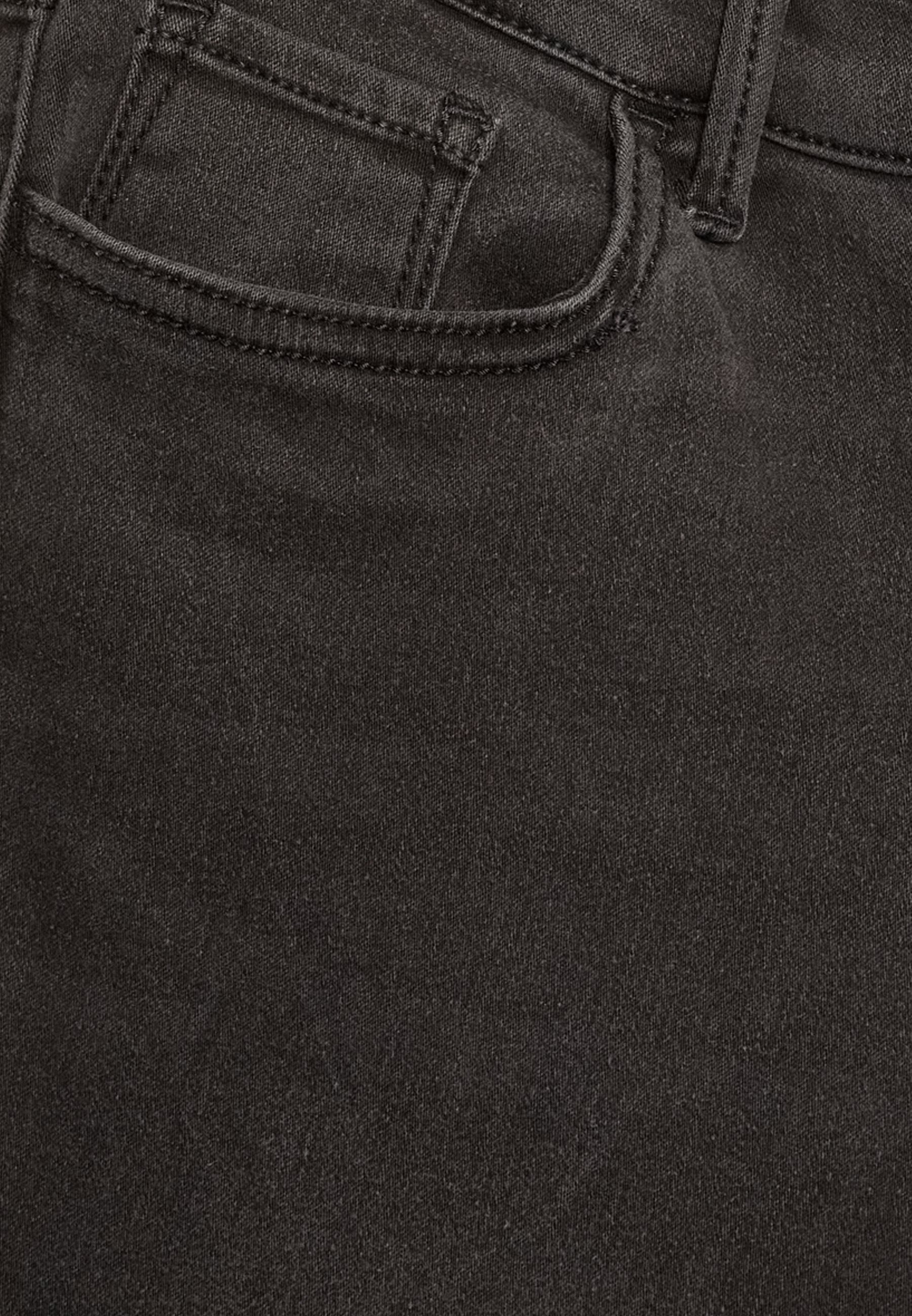 Levi's® 710 SUPER SKINNY