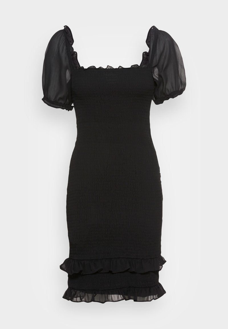 Schwarzes Kleid mit puffigen Ärmeln, strukturiertem Oberteil und Rüschensaum. Quadrat-Ausschnitt und taillierte Silhouette. Durchsichtige Stoffakzente an den Ärmeln und dem Saum.