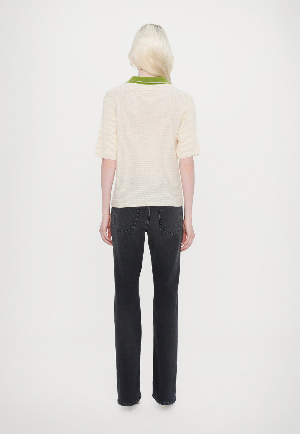CLOSED SHORT SLEEVE