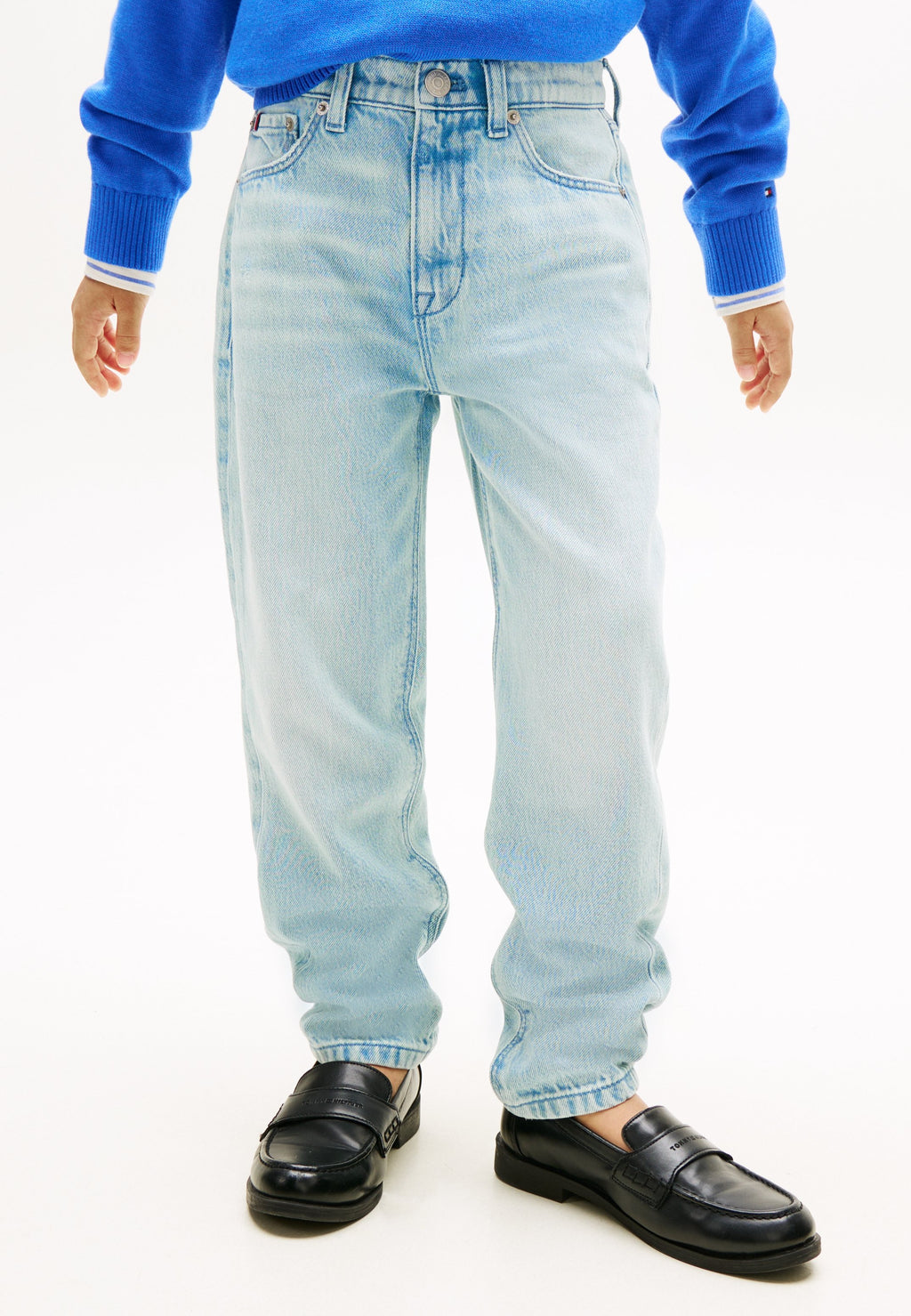 FADED REGULAR JEANS Media 3