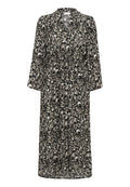 Schwarz-weiß gemustertes Kleid mit langen Ärmeln, einem V-Ausschnitt und einem verstellbaren Taillengürtel; leichtes Material mit fließender Silhouette.