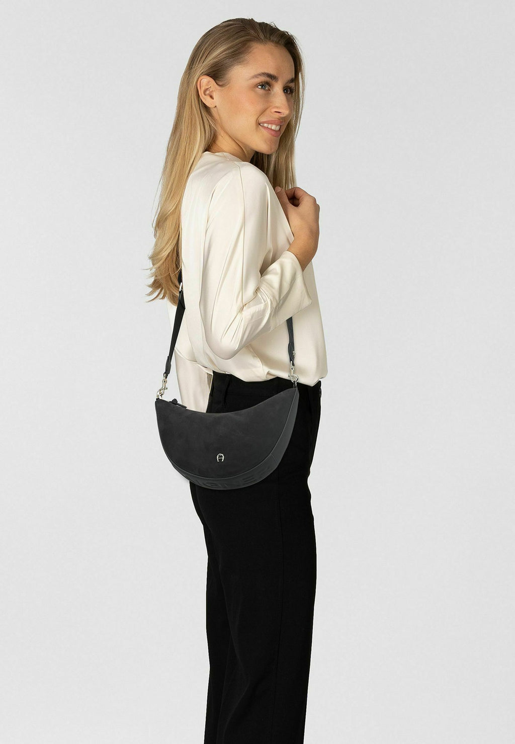 AIGNER ZITA UMHÄNGE 30 CM