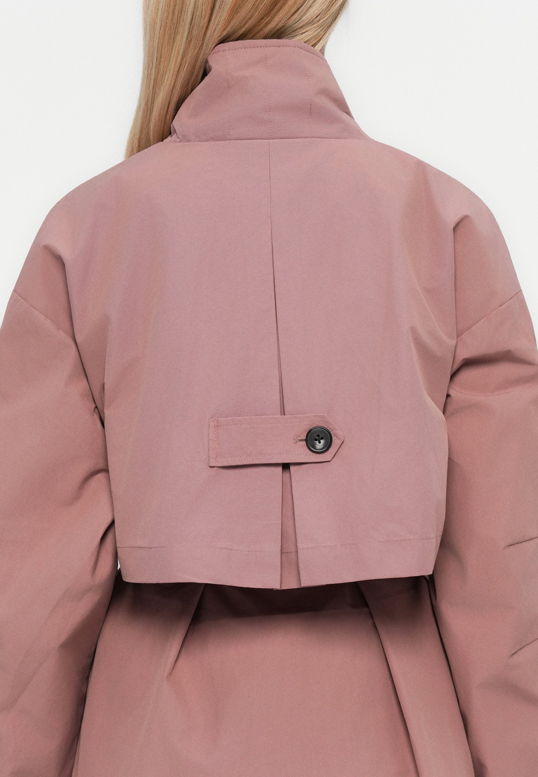 Object OBJELISA COAT