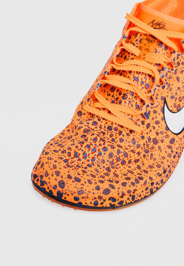 Nike Performance ZOOMX DRAGONFLY 2