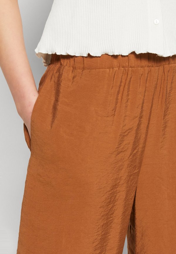 Vero Moda VMQUEENY LONG PANTS