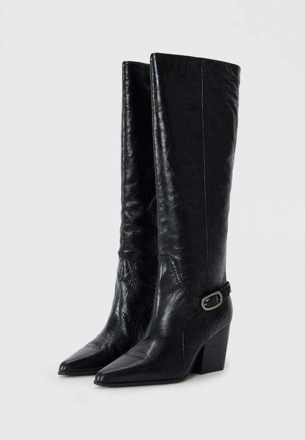ALDO SADDLE