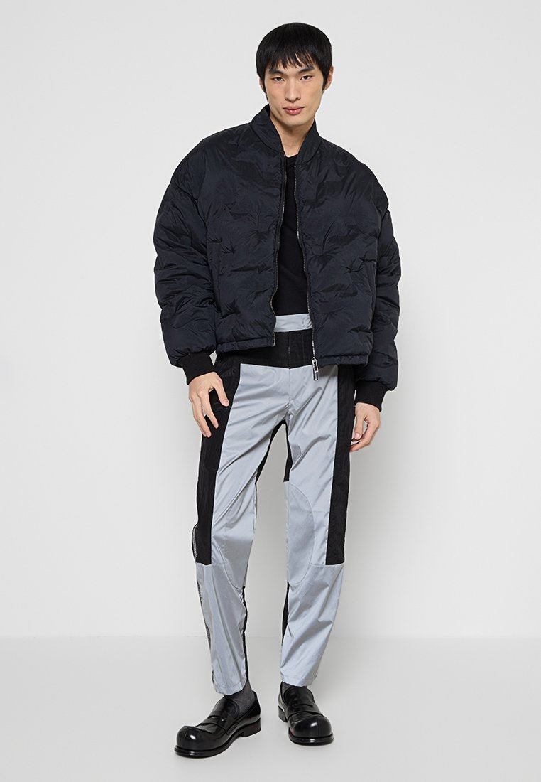 Emporio Armani REGULAR FIT