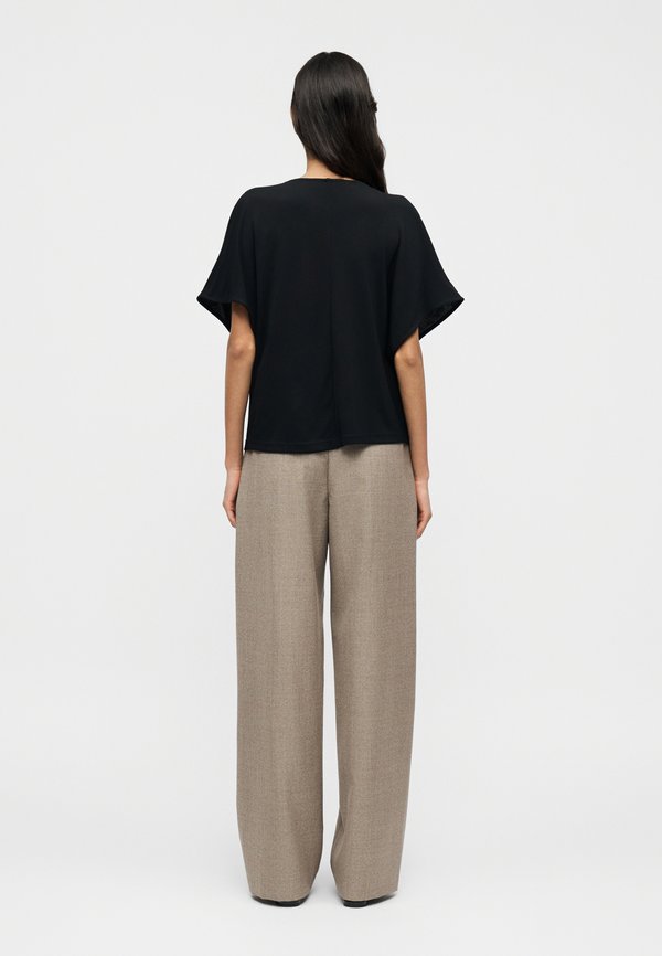 Weekend Max Mara GIOSTRA