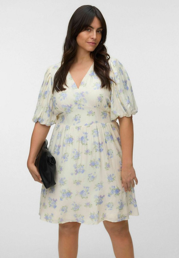 Vero Moda Curve BRAUTJUNGFERNKLEID VMCBELLA KURZES KLEID - Day dress - birch