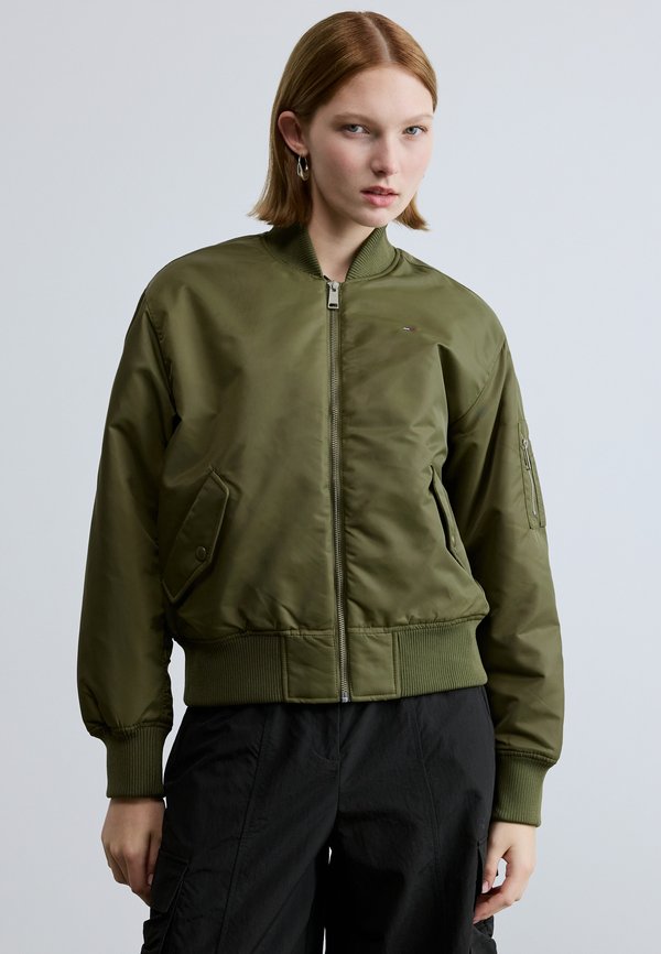 Tommy Jeans SLEEVE POCKET TWILL BOMBER JACKET