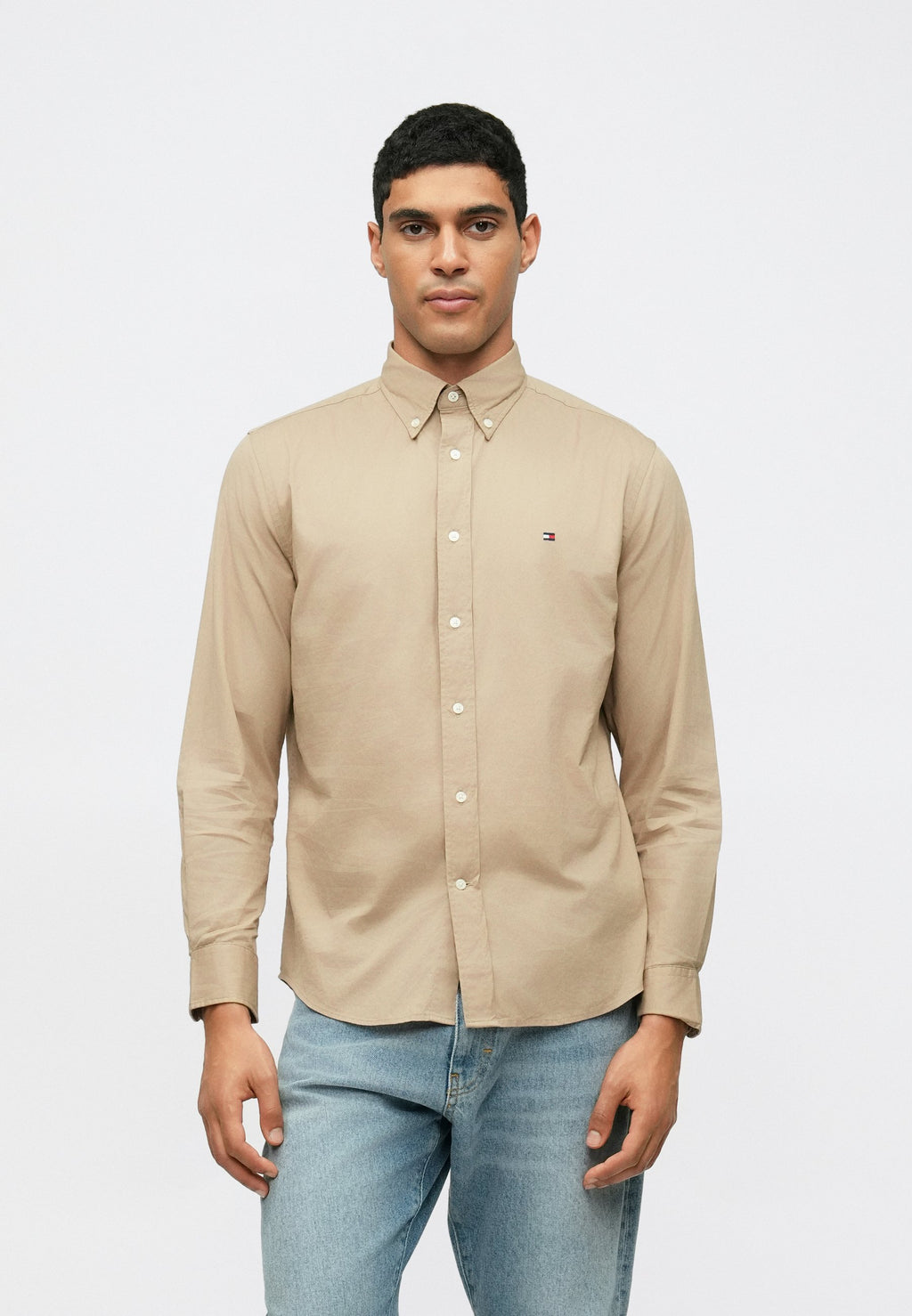 FLEX POPLIN SOLID CORE ESSENTIALS Media 3