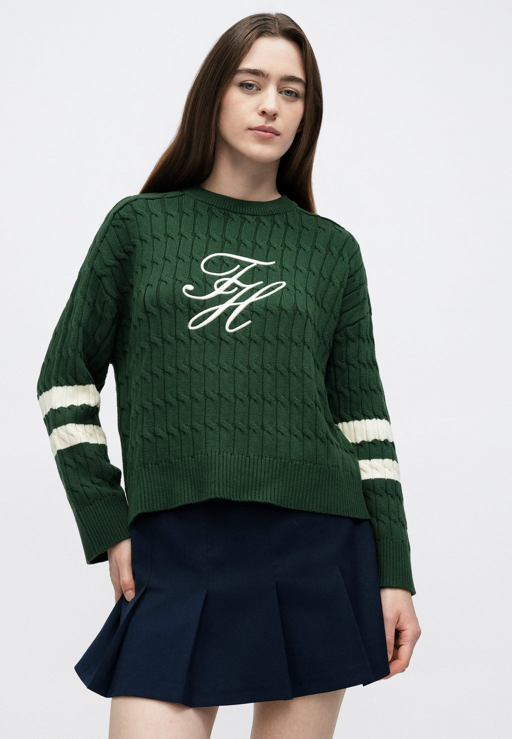 LOGO EMBROIDERY RELAXED CABLE KNIT JUMPER Media 5