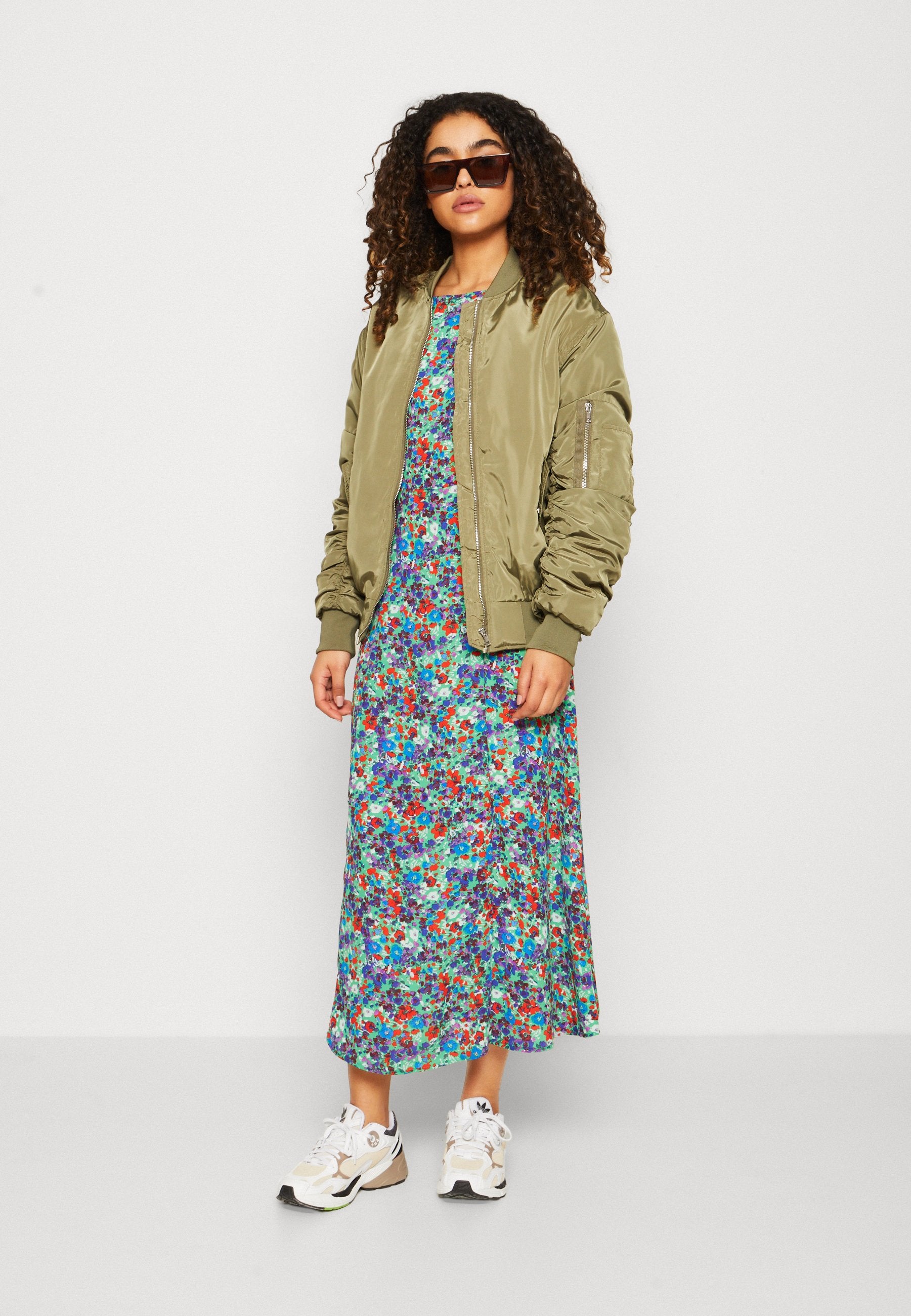 ONLABIGAIL LIFE MIDI DRESS Media 2