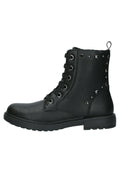 Schwarze Leder-Schnürboots bis zur Wadenmitte mit Nietenakzenten an der Ferse und oberen Kante, strukturierter Oberfläche und Zuglasche hinten.