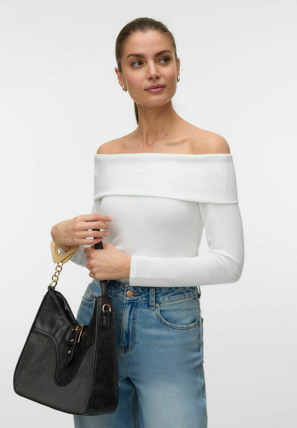 Vero Moda Off shoulder VMMILLE - Long sleeved top - snow white