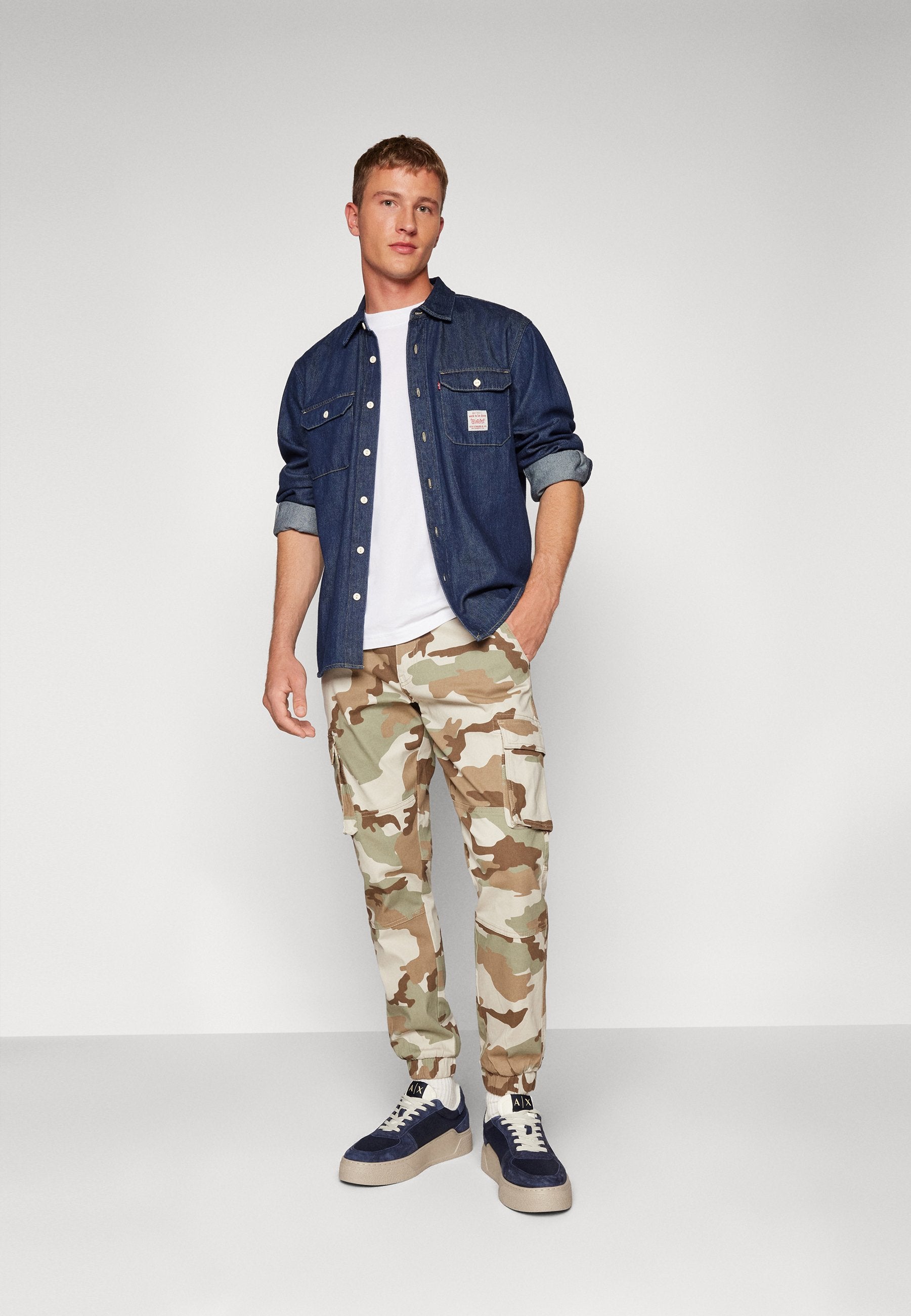 ONSCAM STAGE CUFF LIFE CAMOUFLAGE Media 2