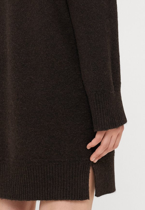 Vero Moda Tall VMAQUARIUS ROLLNECK DRESS