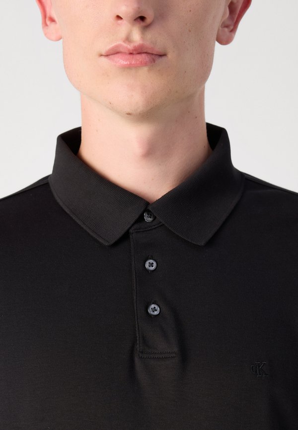 Calvin Klein SOLID