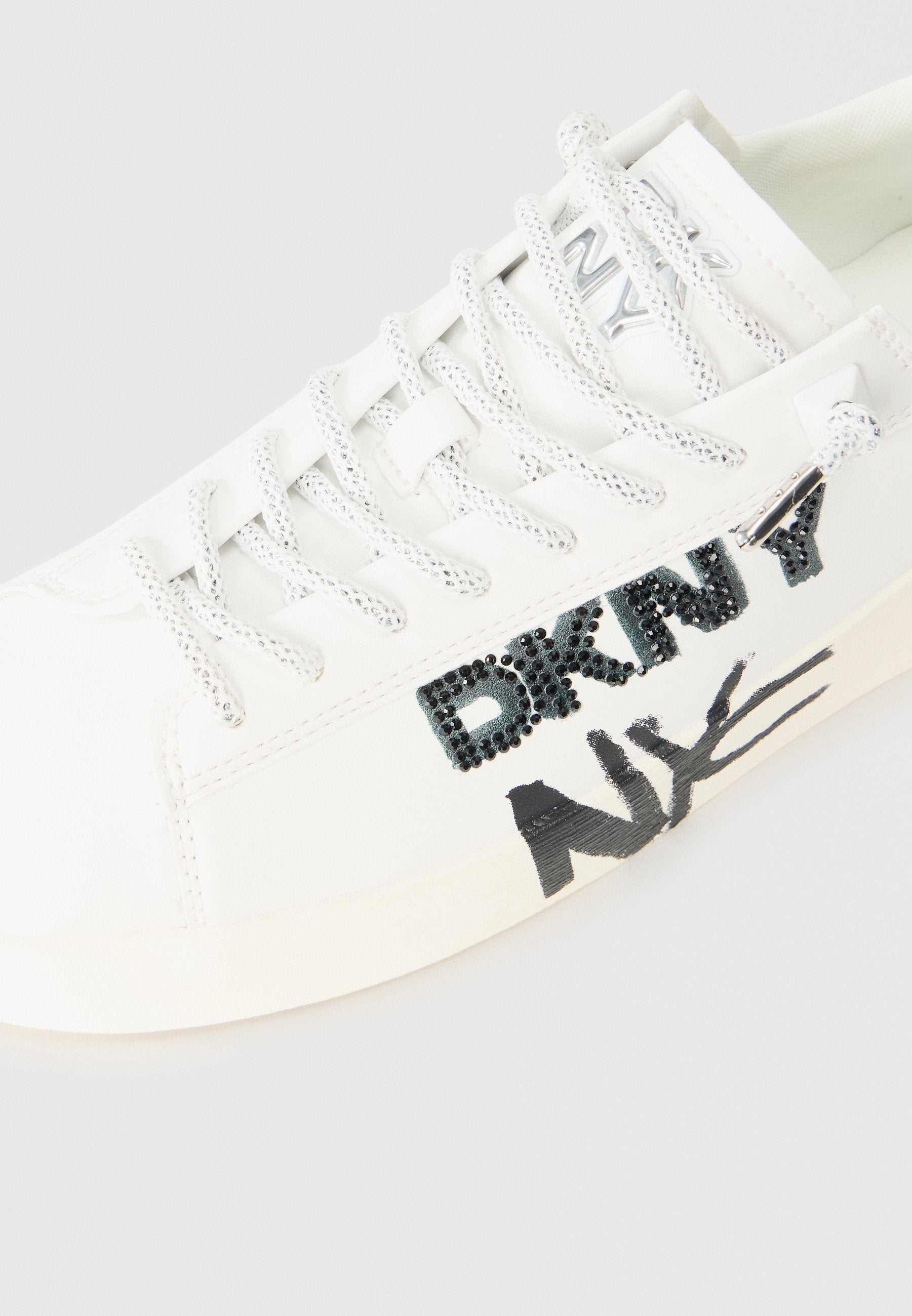 DKNY GINALI GRAFFITI