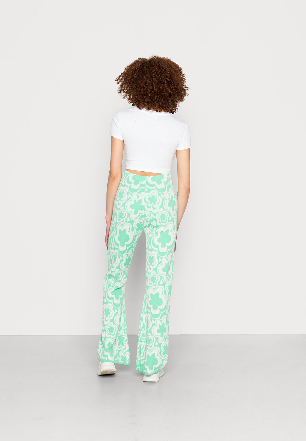 Vintage Supply FLARE IN WAVY FLOWER INTARSIA