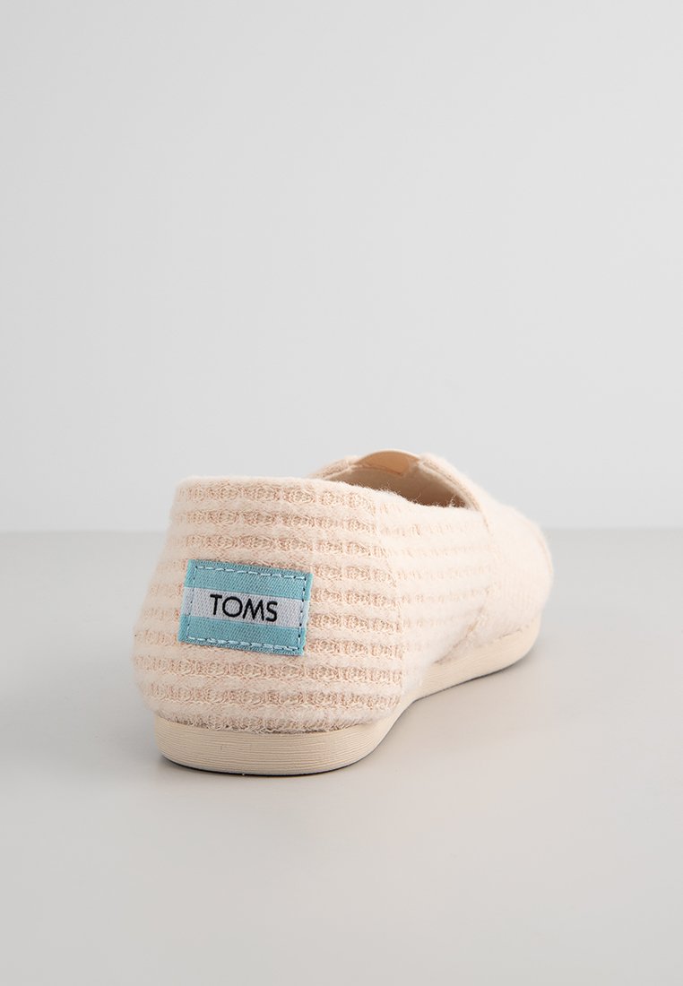 TOMS ALPARGATA