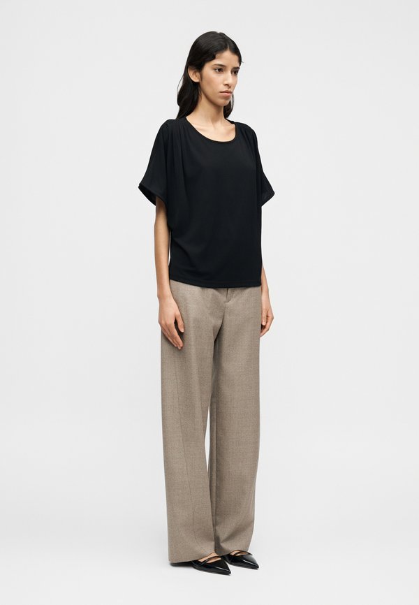 Weekend Max Mara GIOSTRA