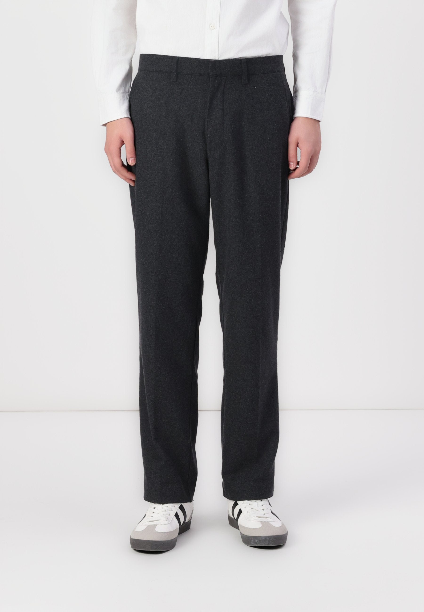 GAP STRAIGHT FIT