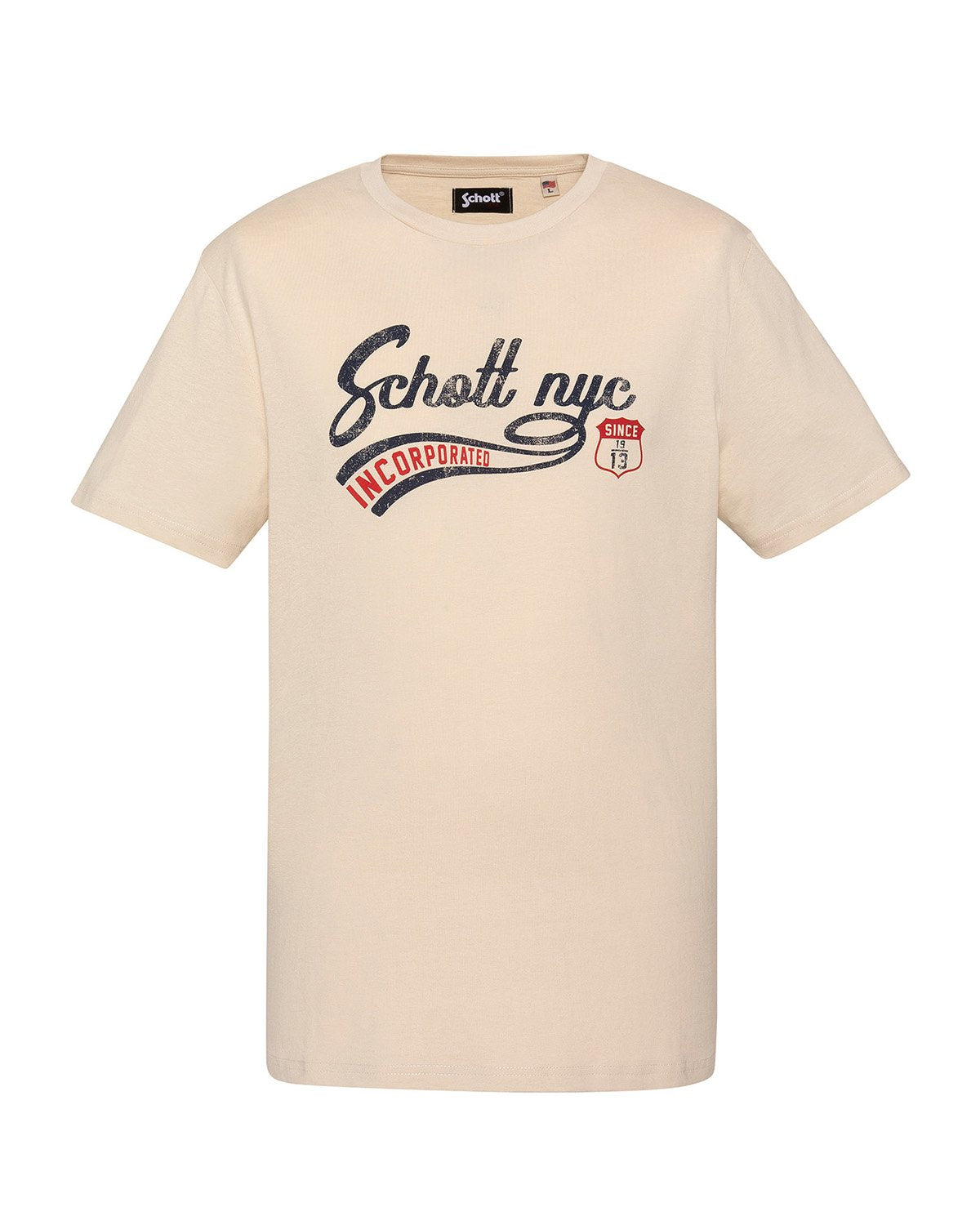 Beiges T-Shirt mit kurzen Ärmeln, auf der Brust in Schwarz und Rot bedruckt mit "Schott nyc Incorporated" und "Since 1913".