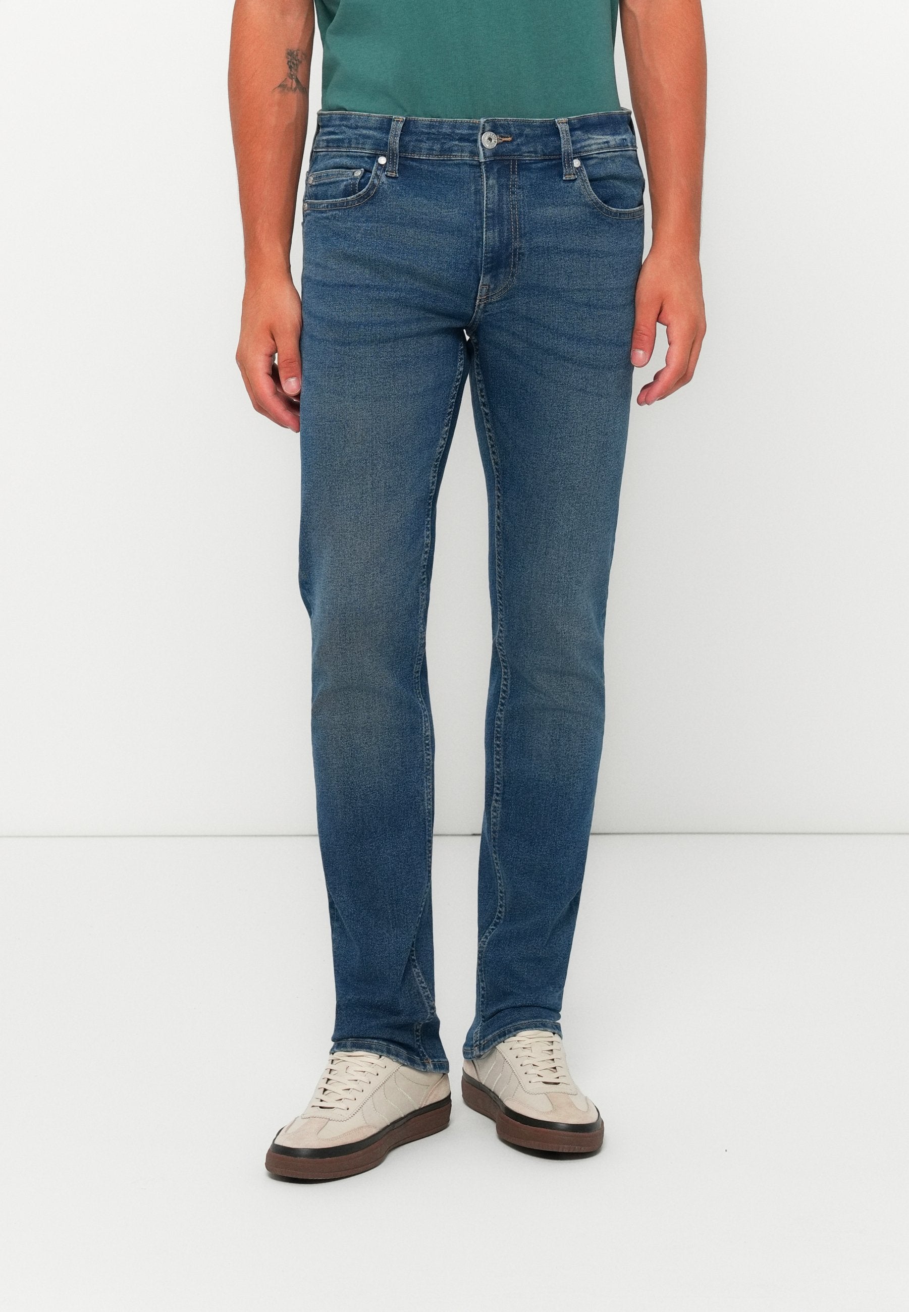 Slim fit ONSLOOM Media 3
