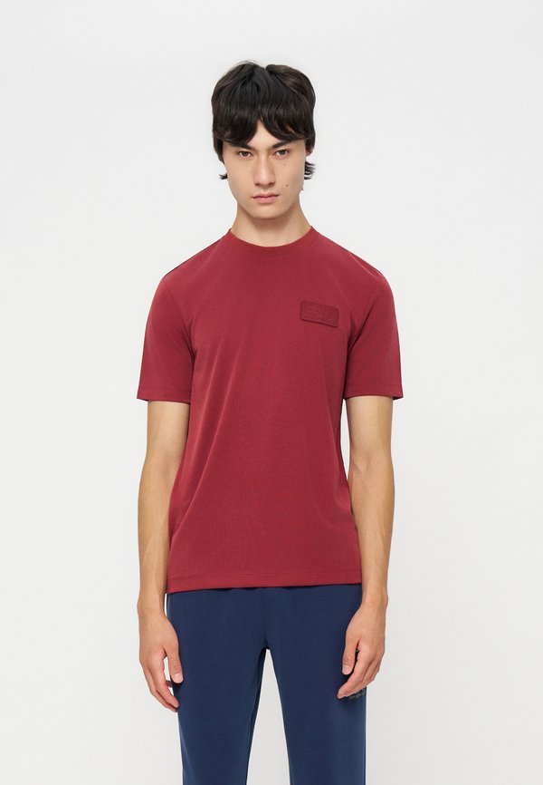 EA7 Emporio Armani