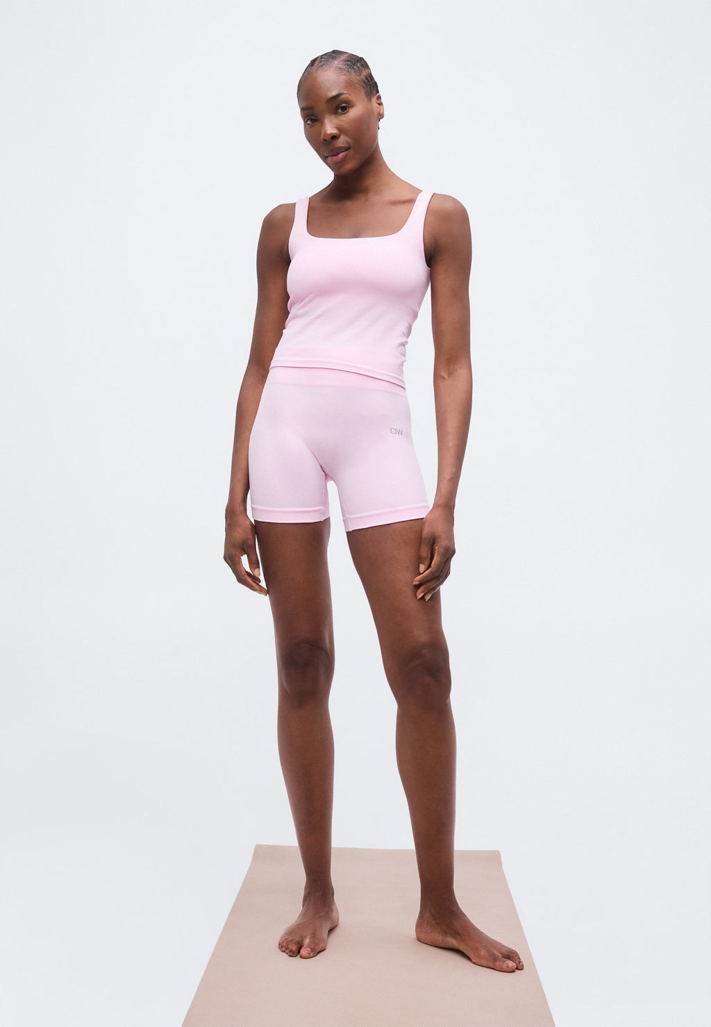 ICANIWILL SMOOTH SEAMLESS MIDI SHORTS