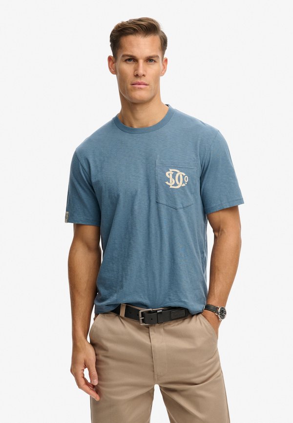 Superdry & Co THE MERCHANT STORE - GRAPHIC POCKET - Print T-shirt - dry slate blue