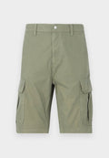 Cargo-Shorts aus einem olivgrünen Baumwollmix, ausgestattet mit seitlichen Taschen, gestickten Details und einem Knopfverschluss mit Reißverschluss.