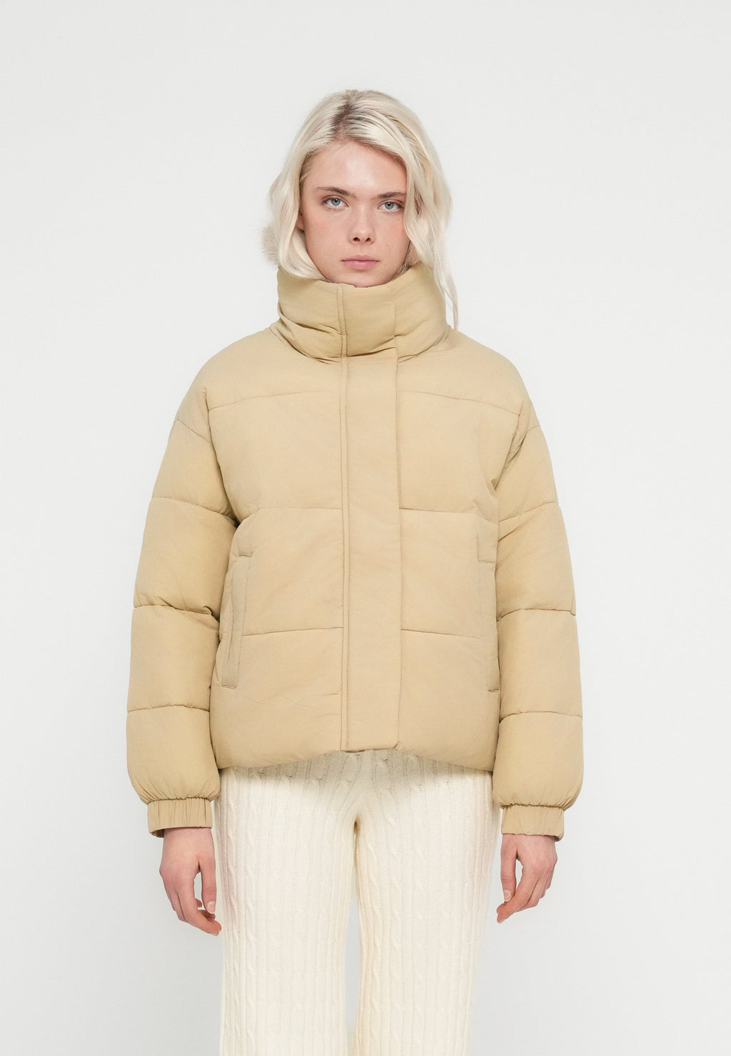 GAP PUFFER COLLAR