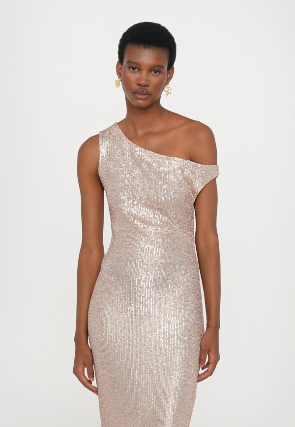 Norma Kamali DROP SHOULDER FITTED GOWN SIDE SLIT