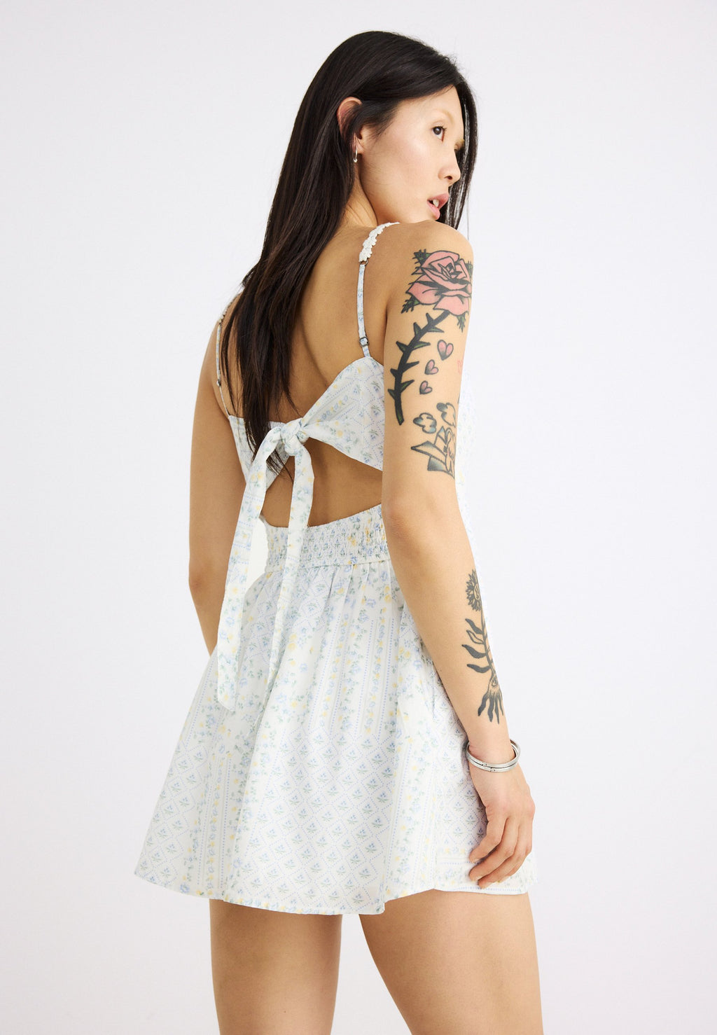 Hollister Co. BARE TRIM BUTTON THRU MINI