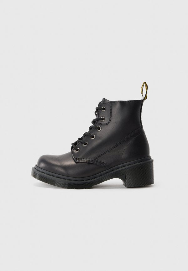 Dr. Martens ALDERSTONE