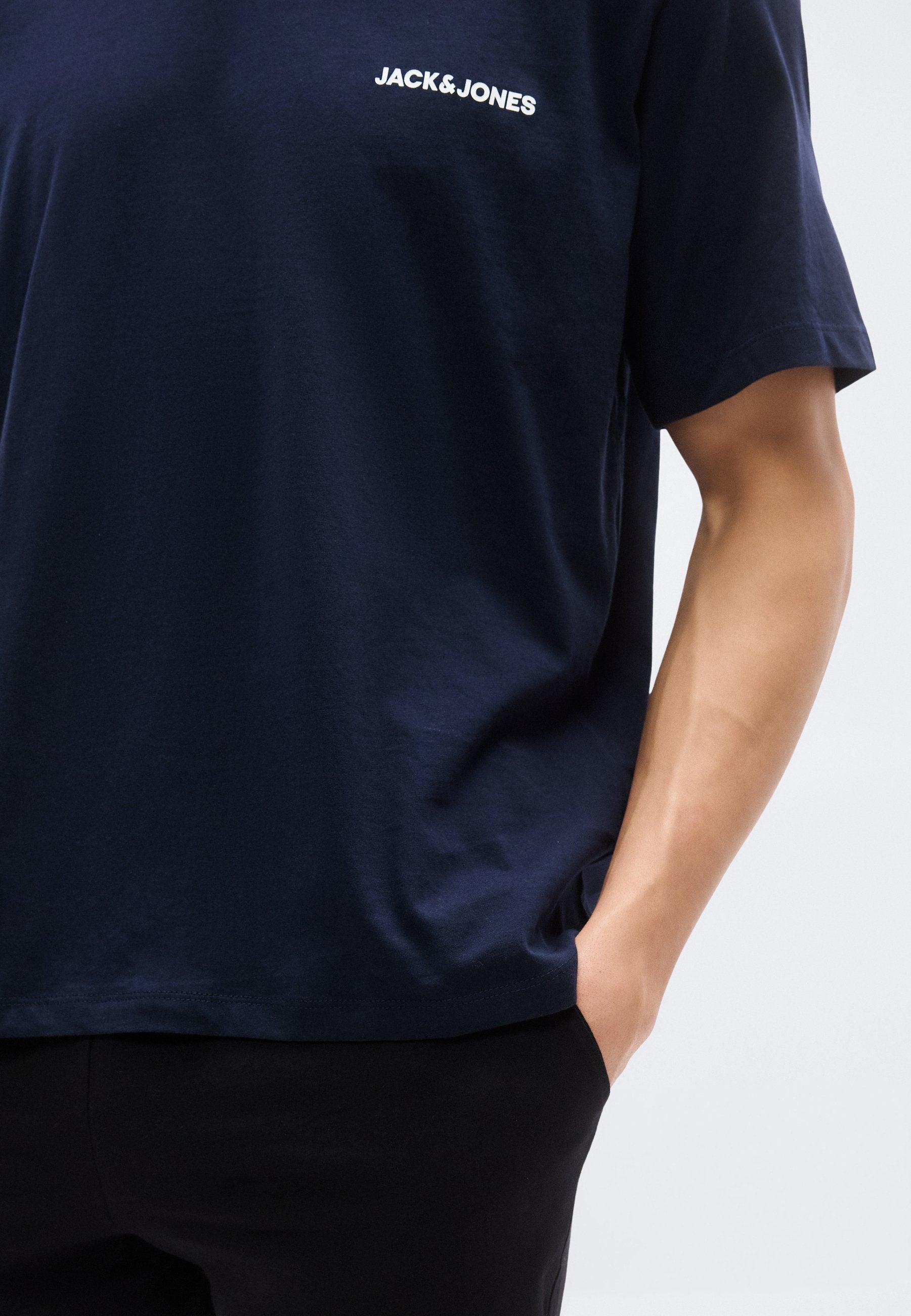 Jack & Jones JACEVEREST TEE AND PANTS