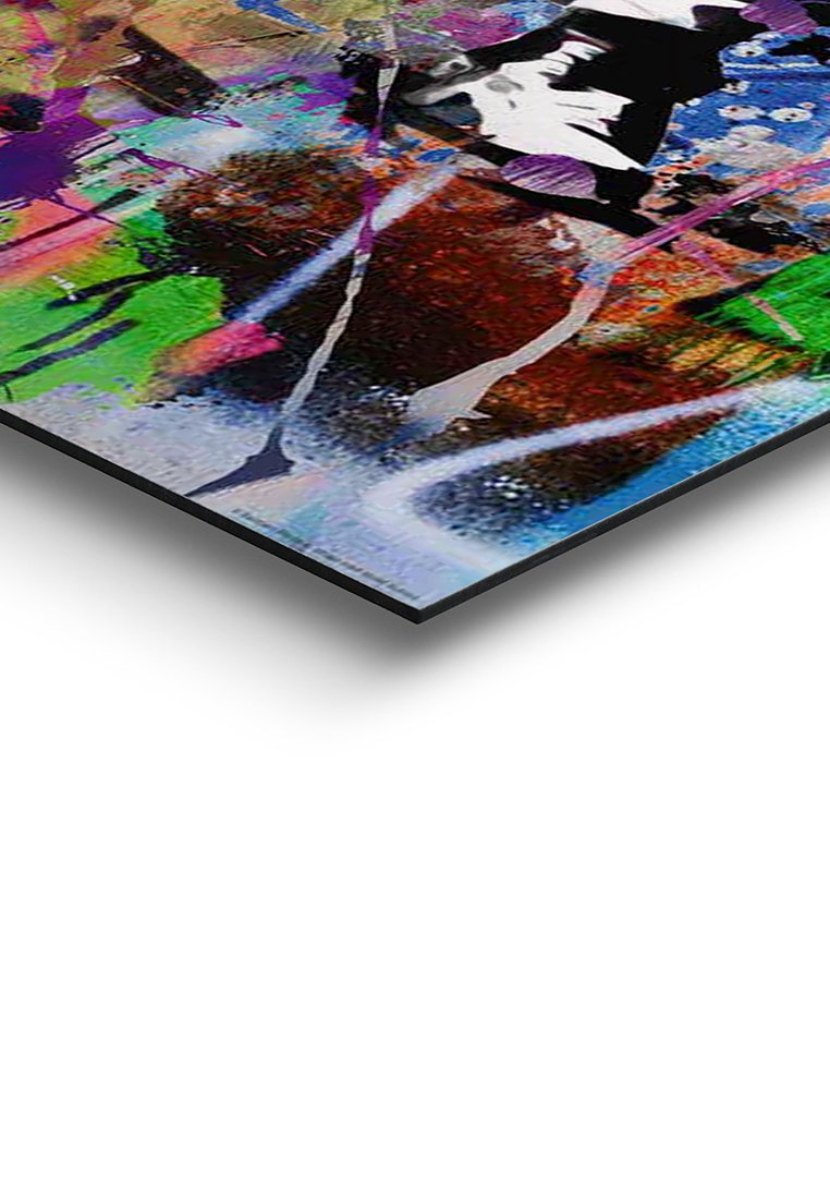 Orange Wallz